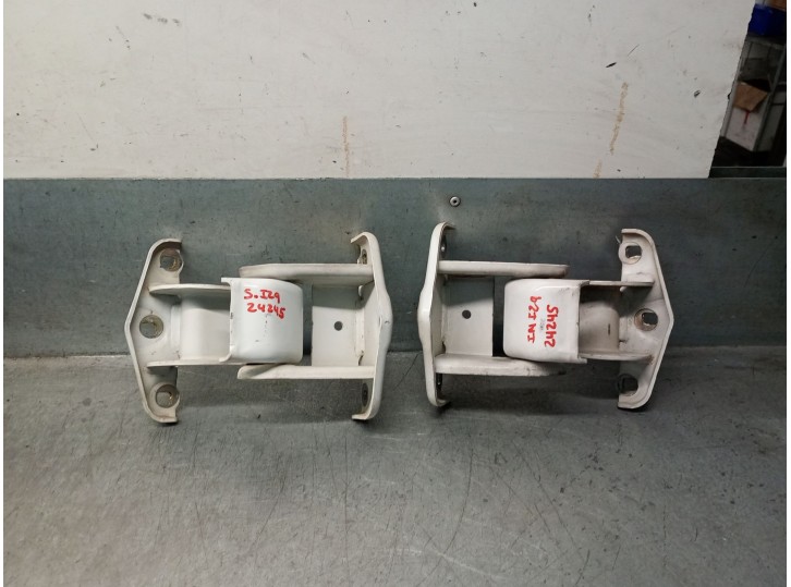 Recambio de bisagra porton para opel vivaro a furgoneta (x83) 1.9 dti (f7) referencia OEM IAM 93857854 4408997 