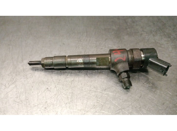 Recambio de inyector para alfa romeo 156 (116) 1.9 jtd cat referencia OEM IAM 0445110068  0445110068