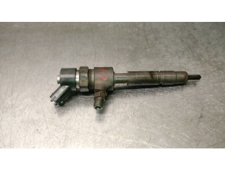 Replacement injector for Alfa Romeo 156 (116) 1.9 JTD CAT OEM IAM reference 0445110068 0445110068