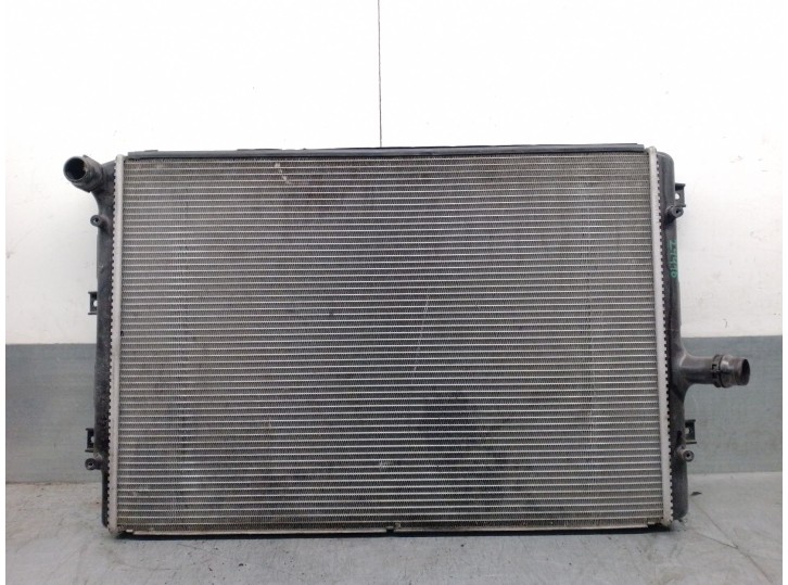 Recambio de radiador agua para skoda yeti (5l) 2.0 tdi referencia OEM IAM 1K0121251AB 1K0121251AB 879450W