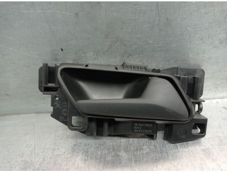 Recambio de maneta interior delantera derecha para opel combo furgoneta/monovolumen (k9) 1.5 d referencia OEM IAM 9819743877 