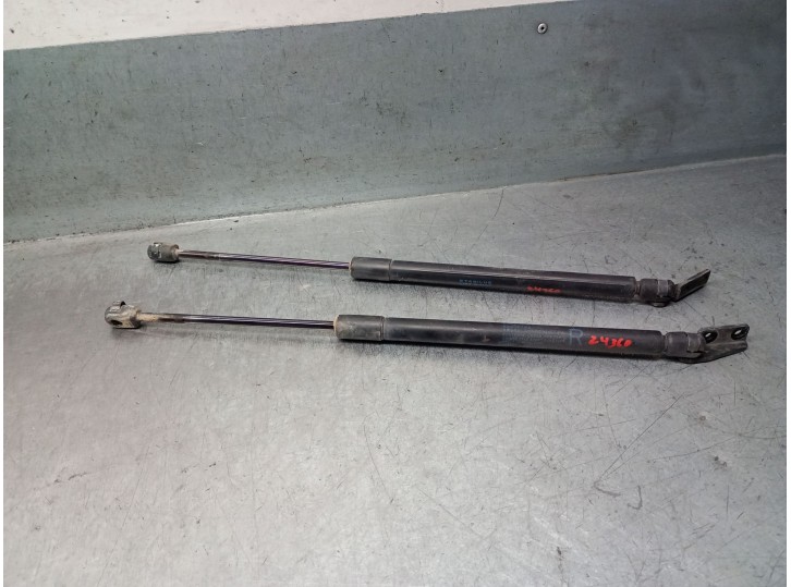 Replacement trunk / tailgate struts for Mitsubishi Outlander I (cu_w) 2.0 4WD (cu2w) OEM IAM reference MR991807 MR991
