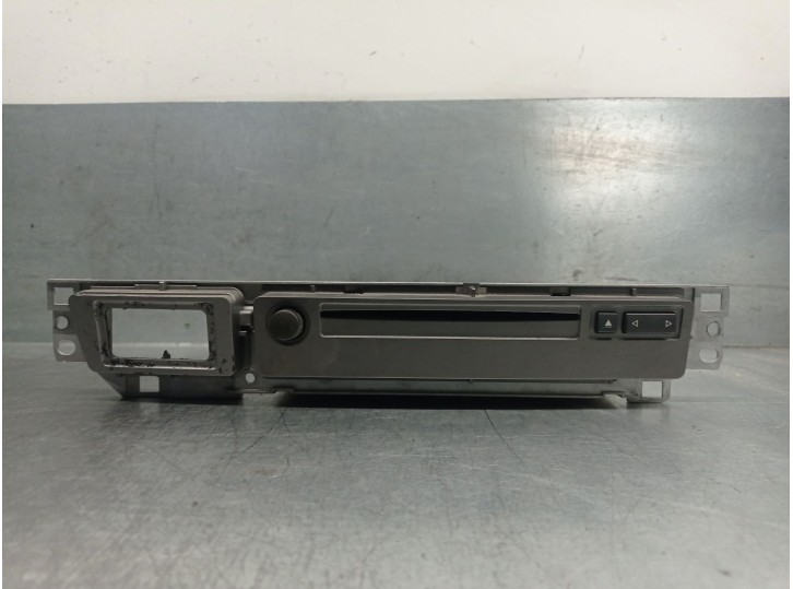 Recambio de sistema audio / radio cd para bmw 7 (e65, e66, e67) 730 d referencia OEM IAM 65126947711 656257766751