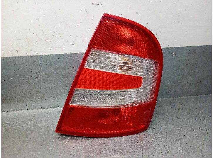 Recambio de piloto trasero derecho para skoda fabia (6y2/6y3) 1.4 referencia OEM IAM 6Y6945112B 6Y6945112C 