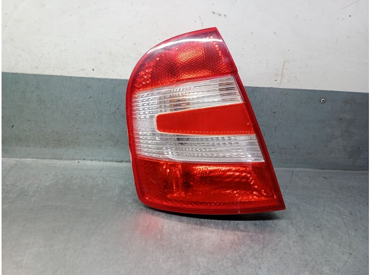 Recambio de piloto trasero izquierdo para skoda fabia (6y2/6y3) 1.4 referencia OEM IAM 6Y6945111C 6Y6945111C 