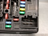 Recambio de caja reles / fusibles para renault captur ii (hf_) blue dci 95 (hfaf) referencia OEM IAM 284B67877R 284B67877R 