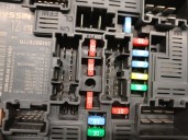 Recambio de caja reles / fusibles para renault captur ii (hf_) blue dci 95 (hfaf) referencia OEM IAM 284B67877R 284B67877R 