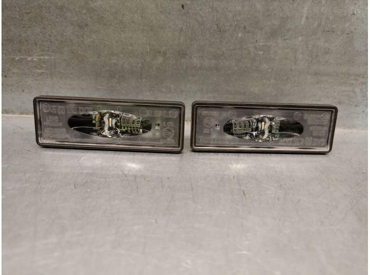 Recambio de piloto matricula para renault captur ii (hf_) blue dci 95 (hfaf) referencia OEM IAM 265101139R 265101139R 