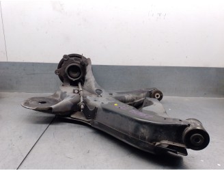 Recambio de mangueta trasera izquierda para mercedes-benz vito furgoneta (w447) 109 cdi (447.601, 447.603, 447.605) referencia O