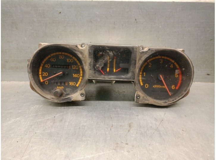 Recambio de cuadro instrumentos para mitsubishi montero (l040) 2.5 turbodiesel referencia OEM IAM MB716925 MB562002 