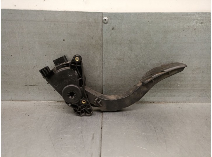 Recambio de potenciometro pedal para renault captur ii (hf_) blue dci 95 (hfaf) referencia OEM IAM 180100879R 180100879R 