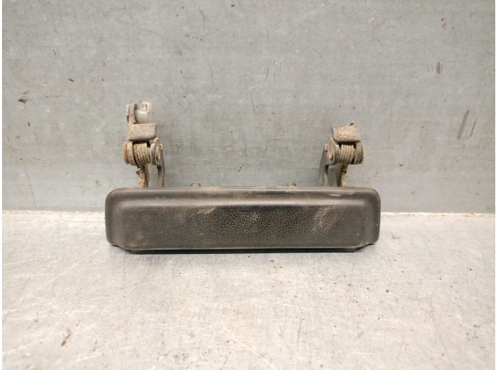 Recambio de maneta exterior delantera derecha para mitsubishi montero (l040) 2.5 turbodiesel referencia OEM IAM MB134412 MB13441