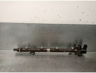 Recambio de rampa inyectora para mercedes-benz vito (w638) caja cerrada 110 cdi (638.094) referencia OEM IAM A6110700095 A61107