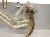 Recambio de elevalunas delantero derecho para mitsubishi montero (l040) 2.5 turbodiesel referencia OEM IAM MB257902 MB257902 