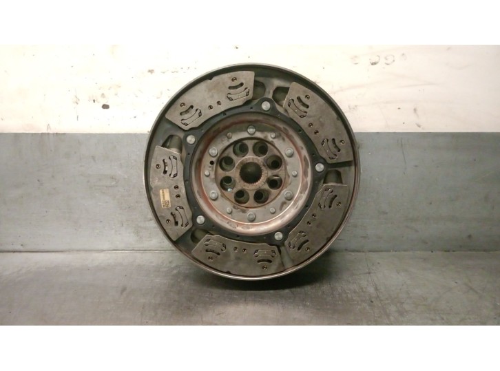 Recambio de volante motor para bmw x2 (f39) sdrive 18 i referencia OEM IAM 865563806 21205A40868 13103810