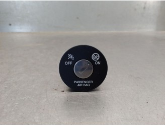 Recambio de interruptor para hyundai bayon (bc3) 1.2 mpi referencia OEM IAM 95940M6000 95940M6000 