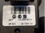 Recambio de mando elevalunas delantero izquierdo para skoda fabia (6y2/6y3) 1.4 referencia OEM IAM 1J3959857A 1J3959857A 