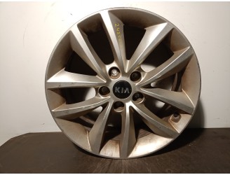 Recambio de llanta para kia sorento iii (um) 2.2 crdi referencia OEM IAM 52910C5100 R177.0JX17OFFSET47 