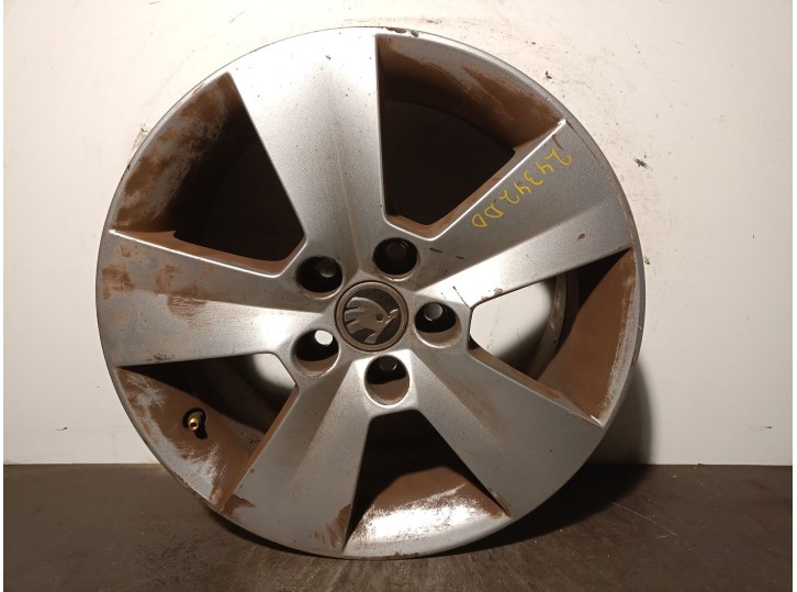 Recambio de llanta para skoda fabia iii (nj3) 1.0 referencia OEM IAM 5JA601025L R156JX15H2ET38 