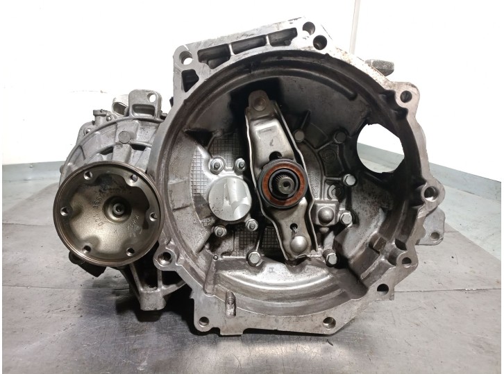 Recambio de caja cambios para volkswagen touran (1t3) 1.6 tdi referencia OEM IAM MAW  