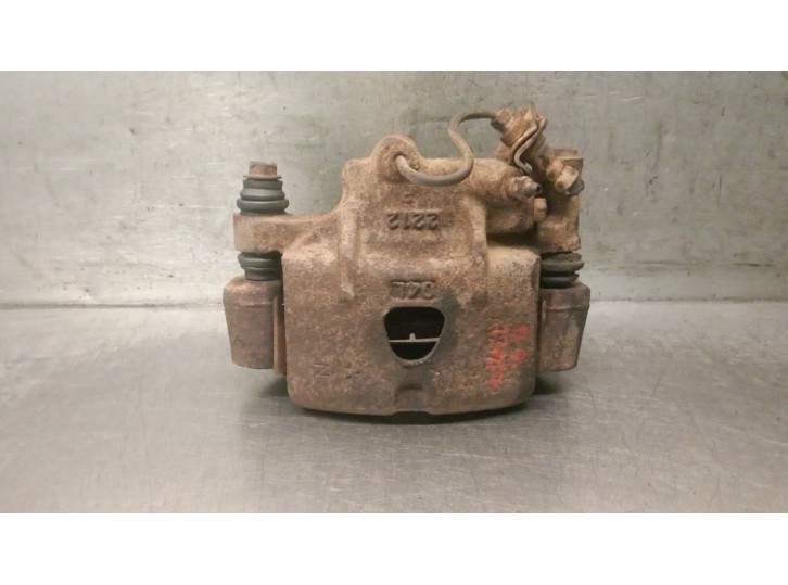 Recambio de pinza freno delantera derecha para mitsubishi montero (l040) 2.5 turbodiesel referencia OEM IAM MB534323 MB534323 