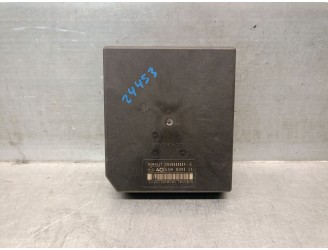 Recambio de caja reles / fusibles para renault megane iii sport tourer 1.5 dci diesel fap referencia OEM IAM 284B60008R  