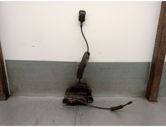 Recambio de cerradura puerta delantera izquierda para renault megane iii sport tourer 1.5 dci diesel fap referencia OEM IAM 8050