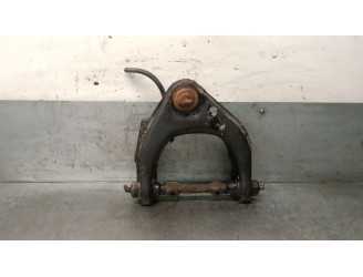 Recambio de brazo suspension superior delantero izquierdo para mitsubishi montero (l040) 2.5 turbodiesel referencia OEM IAM MB24