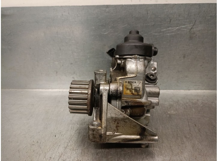 Recambio de bomba inyeccion para dacia sandero ii 1.5 dci diesel referencia OEM IAM 167007358R 167007358R 0445010704