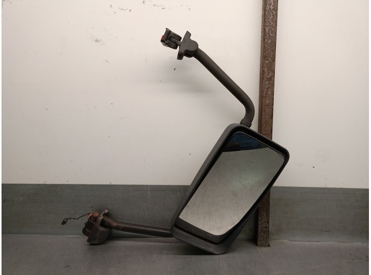 Recambio de retrovisor derecho para nissan atleon 120 3.0 referencia OEM IAM 963019X610 963019X610 