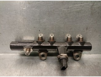 Recambio de rampa inyectora para dacia sandero ii 1.5 dci diesel referencia OEM IAM 175215346R 175215346R 