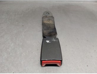 Recambio de enganche cinturon trasero izquierdo para skoda felicia combi (795) 1.6 referencia OEM IAM 6U0857713 6U0857713B 