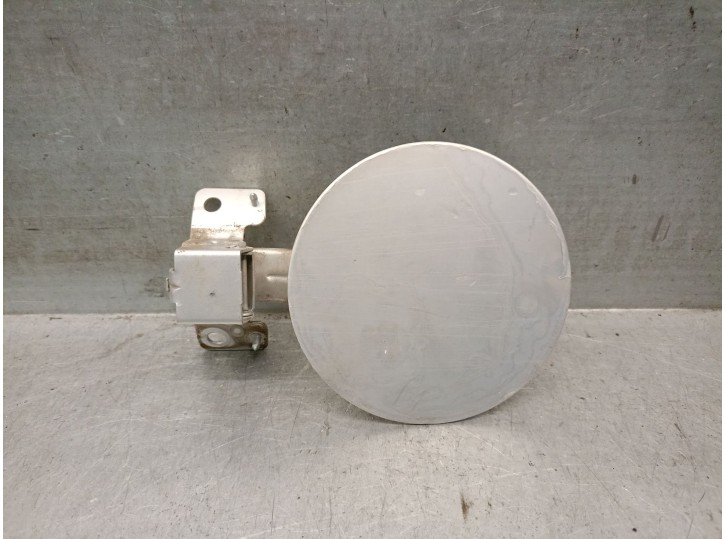 Replacement exterior fuel cap for Saab 9-5 Station Wagon (YS3E) 2.3 T OEM IAM reference 4726717 4726717 