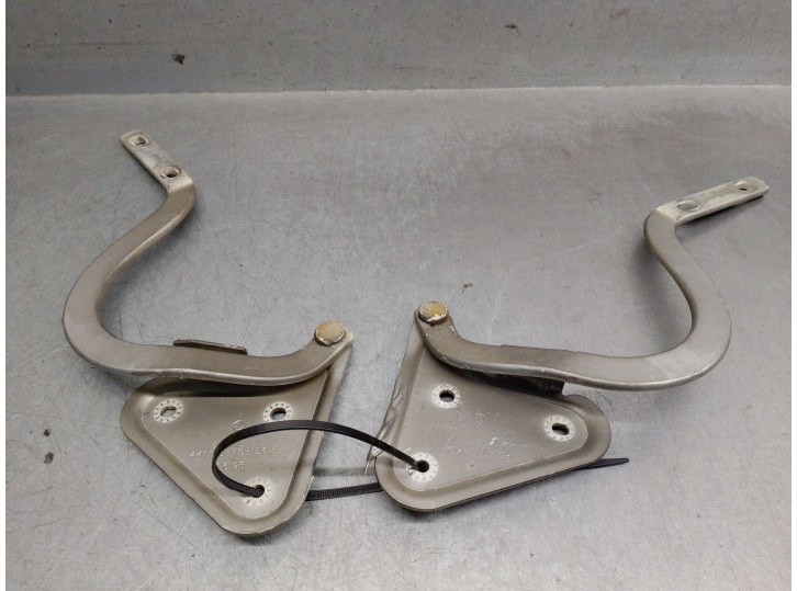 Recambio de bisagra capot para skoda felicia combi (795) 1.6 referencia OEM IAM 6U0823302 6U0823301 