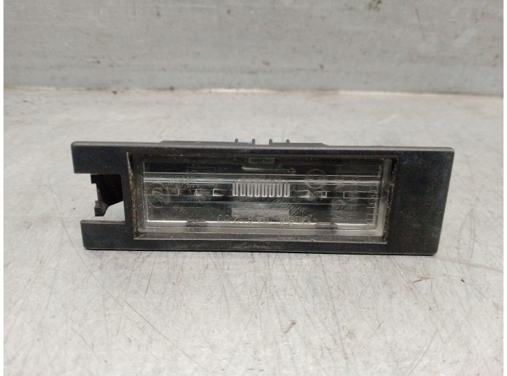 Recambio de piloto matricula para opel astra k (b16) 1.6 cdti (68) referencia OEM IAM 13251936 