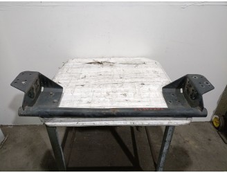 Recambio de refuerzo paragolpes delantero para nissan atleon 120 3.0 referencia OEM IAM BD30 