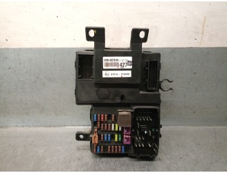 Recambio de caja reles / fusibles para kia carnival 2.9 crdi cat referencia OEM IAM 919544D2700  