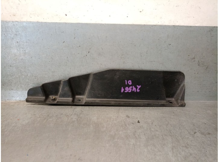 Recambio de molduras delanteras para kia carnival 2.9 crdi cat referencia OEM IAM 291354D100 291354D100 