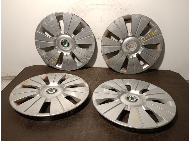 Recambio de tapacubos para skoda fabia (6y2/6y3) 1.4 referencia OEM IAM 6Y0601147H  