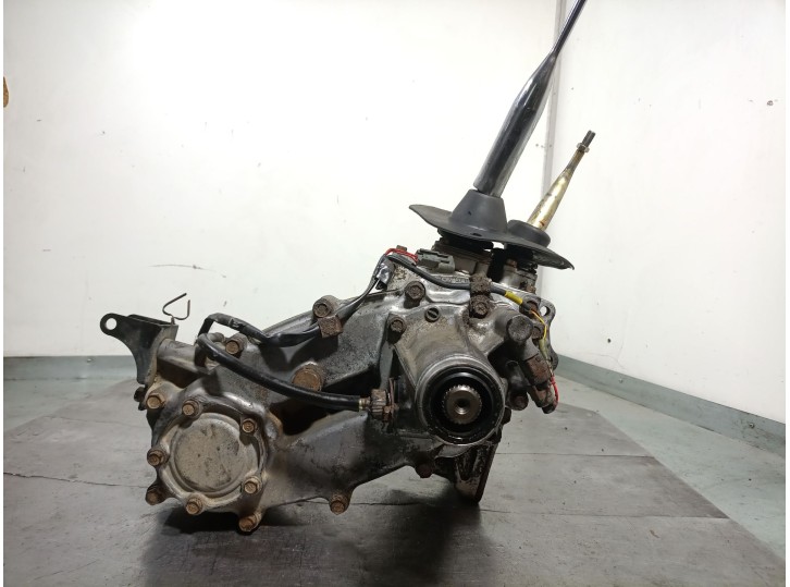 Recambio de caja transfer para mitsubishi montero (l040) 2.5 turbodiesel referencia OEM IAM MD733919 MD733919 
