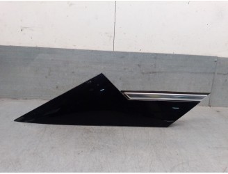 Recambio de molduras traseras para opel astra k (b16) 1.6 cdti (68) referencia OEM IAM 39130488  