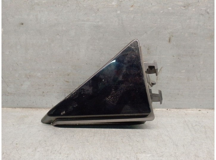 Recambio de molduras traseras para opel astra k (b16) 1.6 cdti (68) referencia OEM IAM 39114692 39024552 