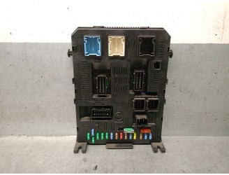 Recambio de caja reles / fusibles para peugeot 307 (s1) referencia OEM IAM 9660105980  216761594H