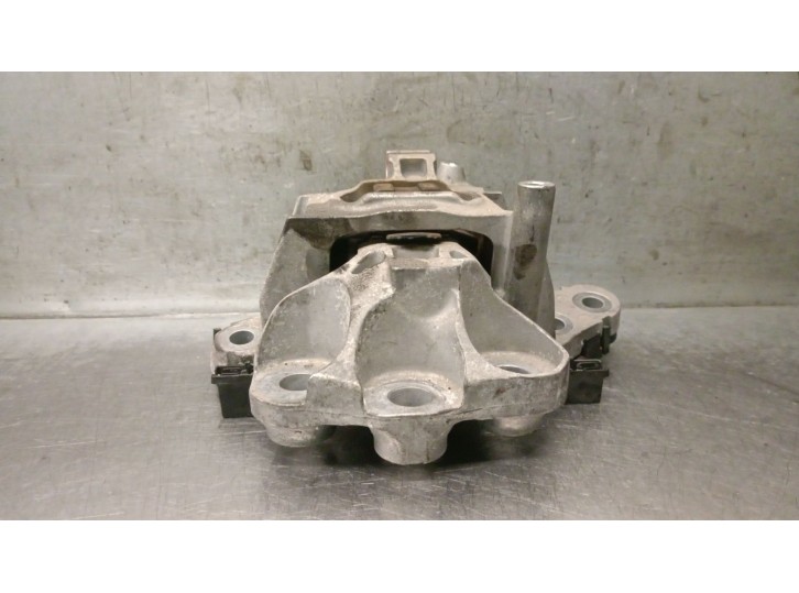 Replacement left engine mount for opel astra k (b16) 1.6 cdti (68) OEM IAM reference 39070281 39070281 