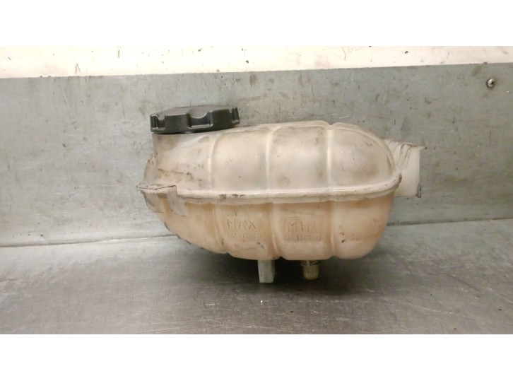 Recambio de deposito expansion para bmw 3 touring (f31) 330 d referencia OEM IAM 17137609468 17137642160 
