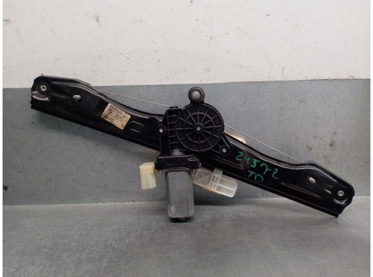 Recambio de elevalunas trasero derecho para bmw 3 touring (f31) 330 d referencia OEM IAM 51357281888 51357281888 