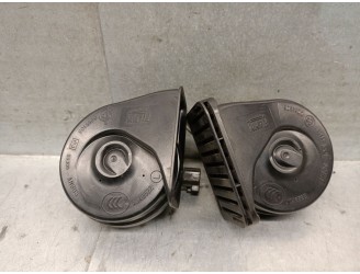 Recambio de claxon para ford kuga ii (dm2) 1.6 ecoboost referencia OEM IAM DV4T13A803AB 1882114 