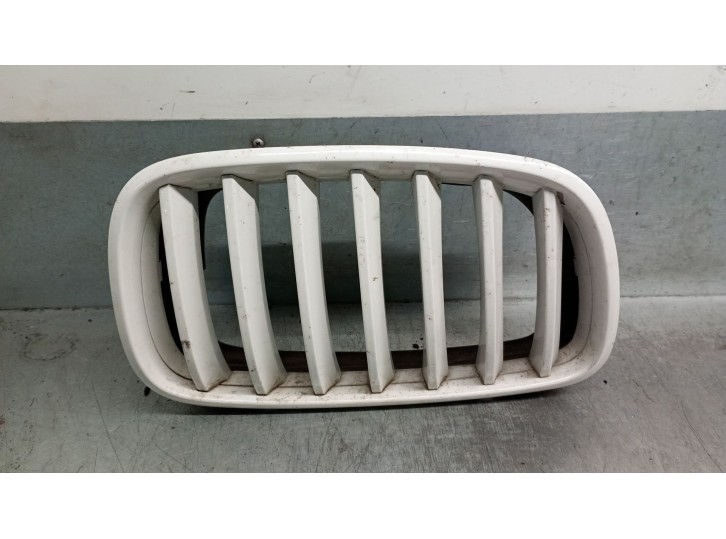 Recambio de rejilla delantera para bmw x5 (e70) xdrive 30 d referencia OEM IAM 51317157688 51712150246 