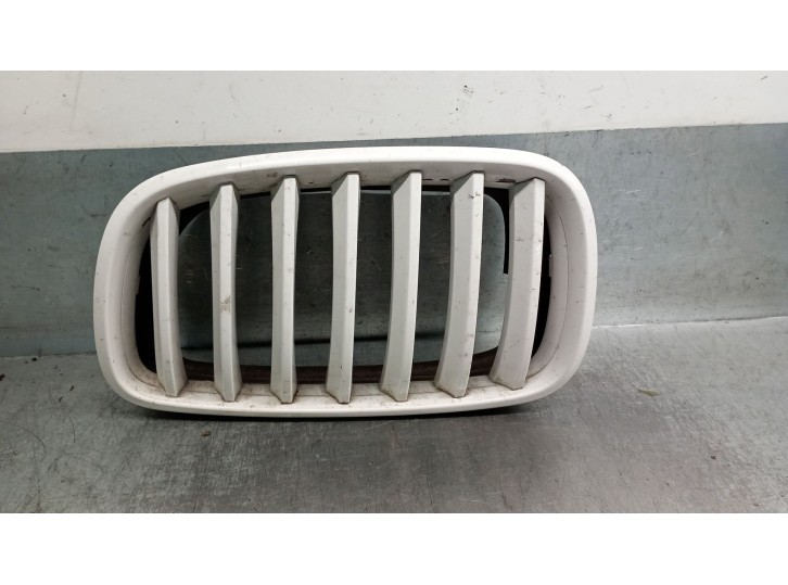 Recambio de rejilla delantera para bmw x5 (e70) xdrive 30 d referencia OEM IAM 51317157697 51712150247 