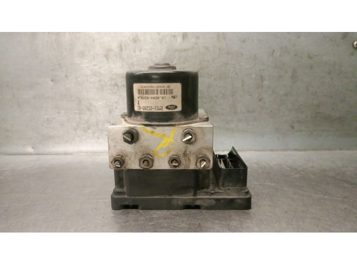 Recambio de abs para ford focus turnier (cak) 1.8 referencia OEM IAM 2M512C285BC 1230797 1020403794